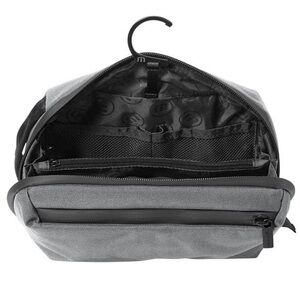 NWT, TRAVIS MATHEW/PGA Reliaquest Approach Case, Gray Men's Travel,Shaving Bag